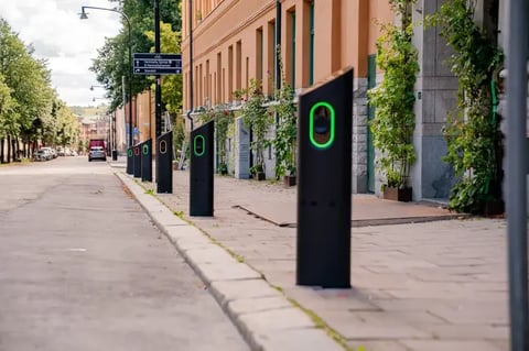 Qwello charging stations
